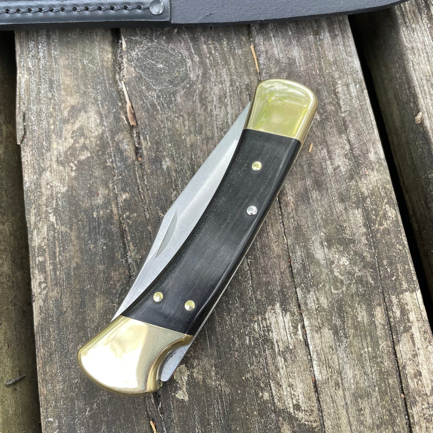 Buck USA Original 110 Folding Hunter w/ Leather Sheath BU110