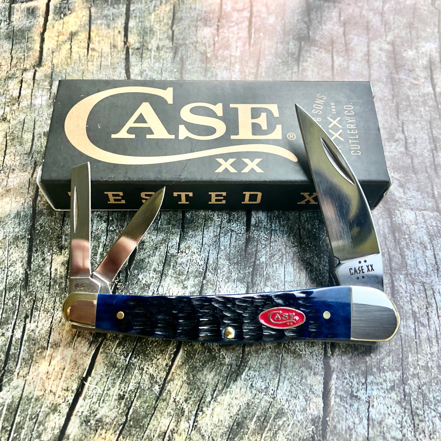 Seahorse Whittler Pocket Knife – Navy Blue Bone – Tru-Sharp® Stainless – Case XX CA06889