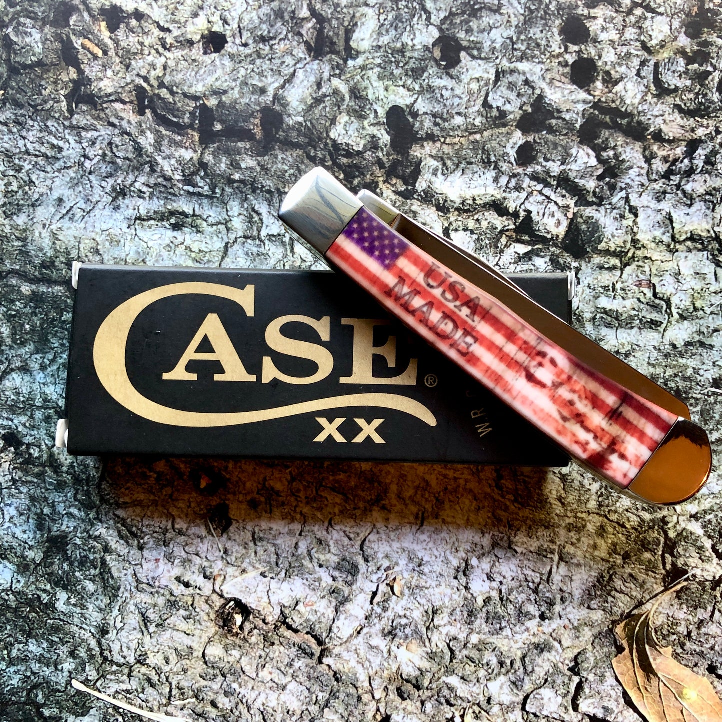 Case XX CA10678 Trapper — Patriotic Color Infusion Handle | Clip & Spey Blades