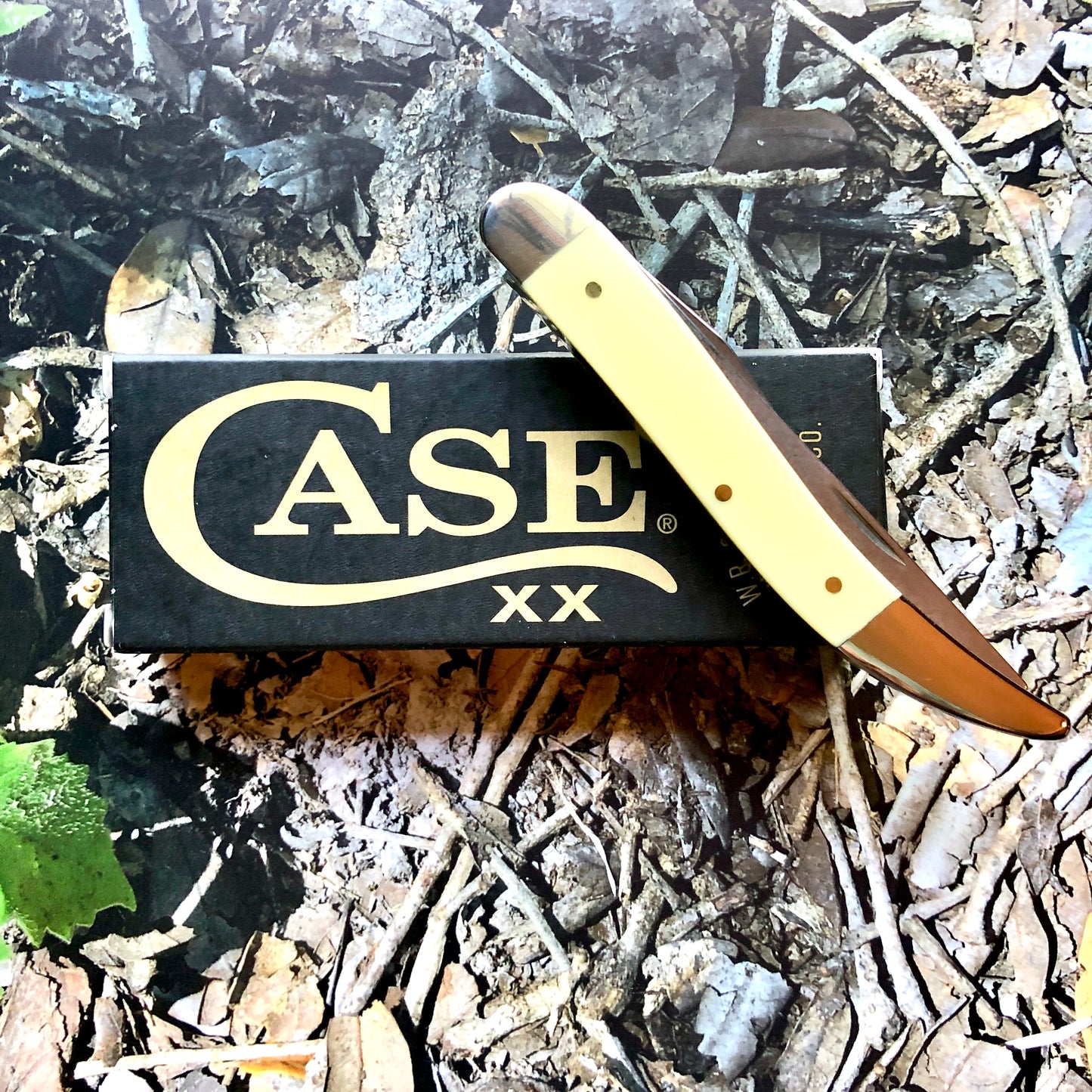 Case XX CA120 Fishing Knife — Yellow Synthetic Handle | Scaling Blade & Hook Disgorger