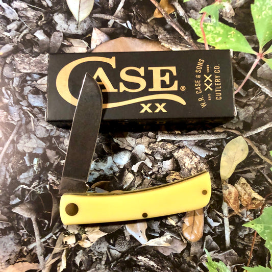 Case XX CA80032 Sod Buster Jr® — Yellow Synthetic Handle | Skinner Blade