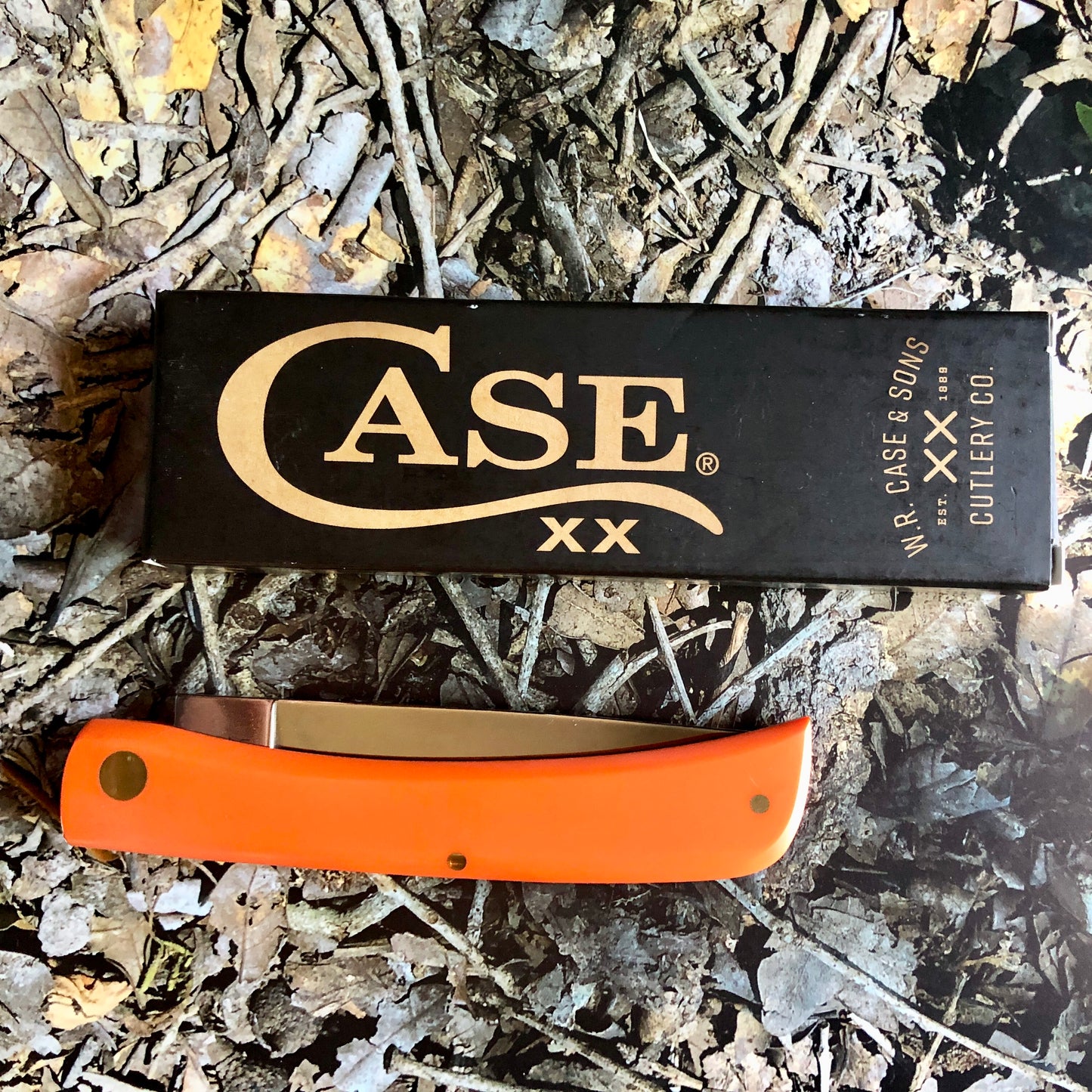 Case XX CA80512 Sod Buster Knife — Orange Synthetic Handle | Skinner Blade