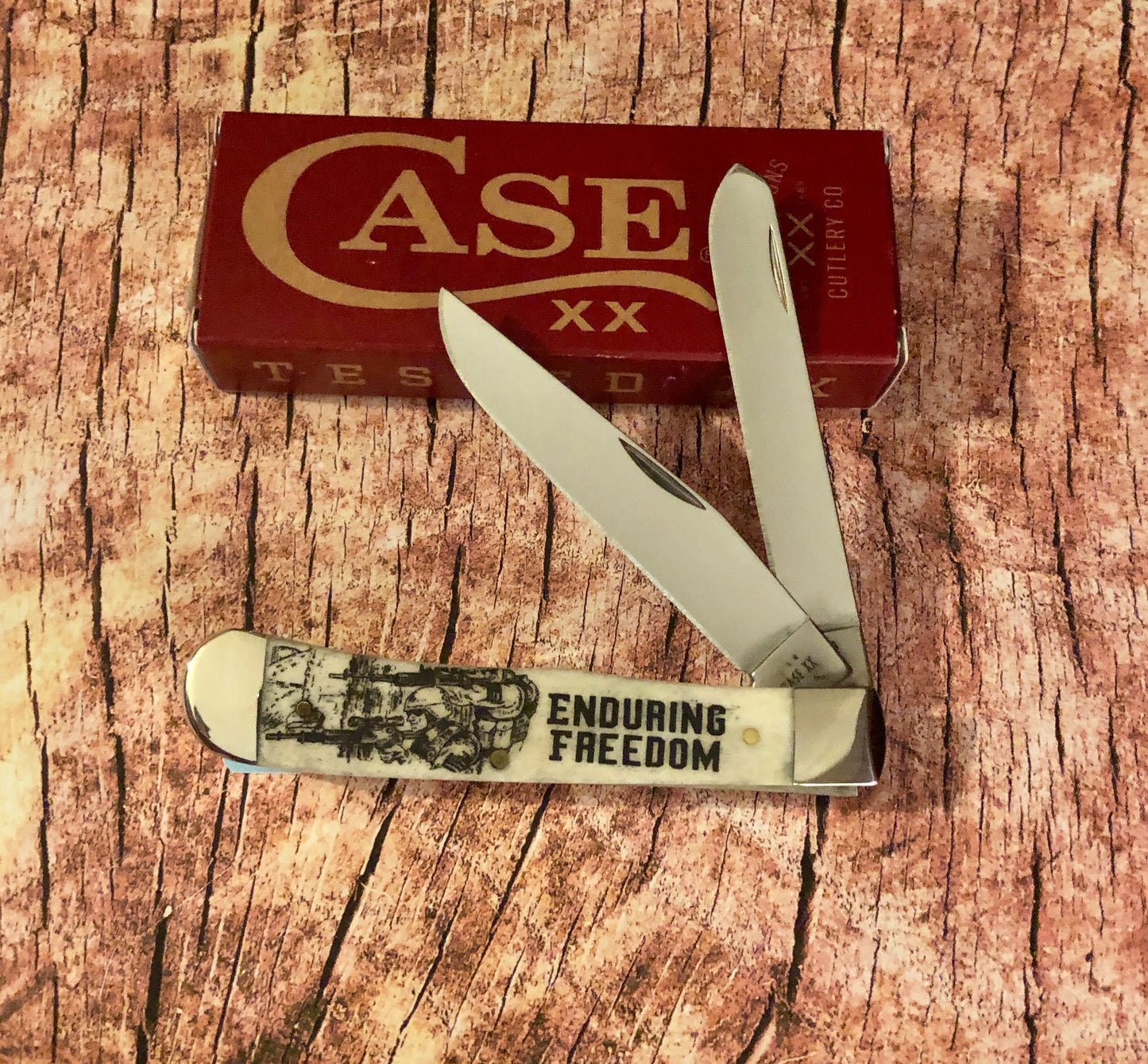Case XX Enduring Freedom Trapper Bone CA50955