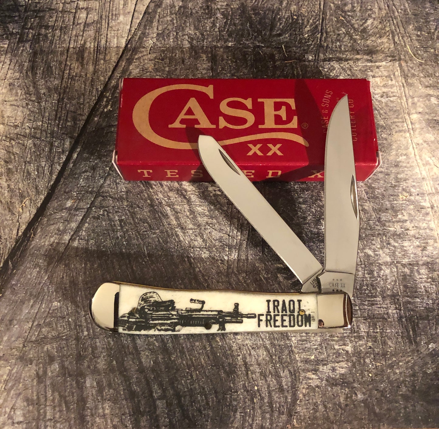 Case XX CA50954 Iraqi Freedom Trapper Nat Bone