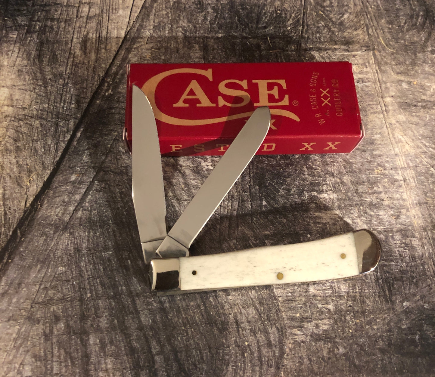 Case XX CA50954 Iraqi Freedom Trapper Nat Bone