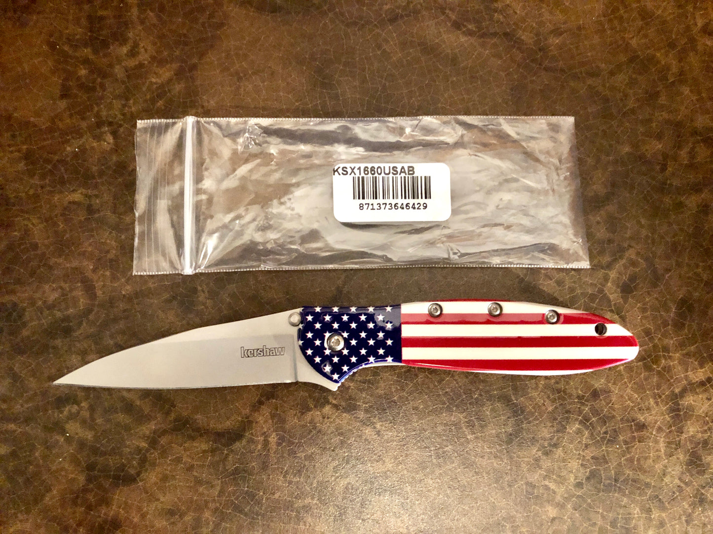 Kershaw KSX1660USAB Leek — USA Flag Handle | Assisted Opening Frame Lock